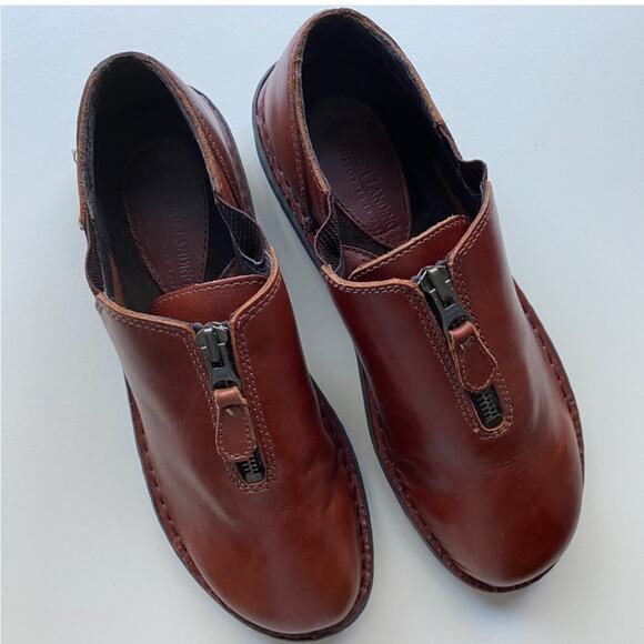 Vintage 8.5 Shoes 90s Casual Leather Comfort Y2K Loafer Moccasin Clog Marsh Land - Picture 1 of 16